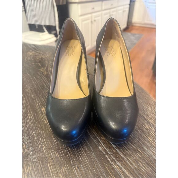 Naturalizer Berlin Black Platform Block Heel Pump sz 8.5 EUC - Picture 6 of 14